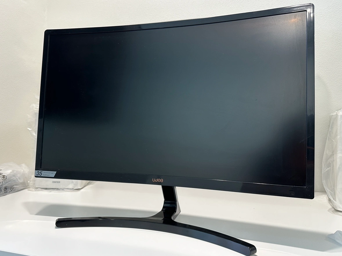 UDEA 144hz 24인치 커브드 모니터 (UDEA EDGE 24CG) | 디지털기기 | 당근 중고거래