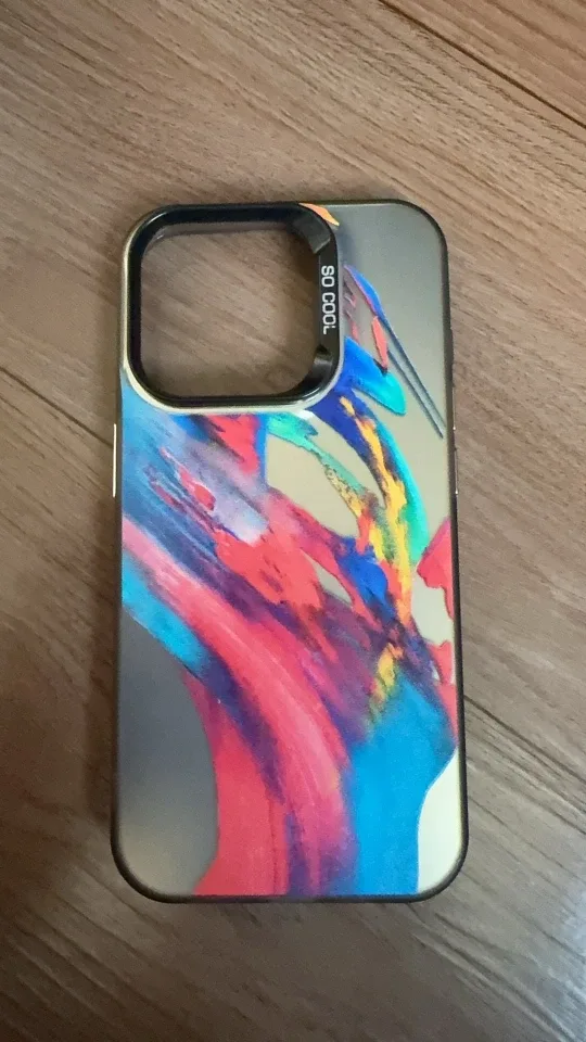 아이폰15pro 중고 케이스 싼가격에 판매합니다