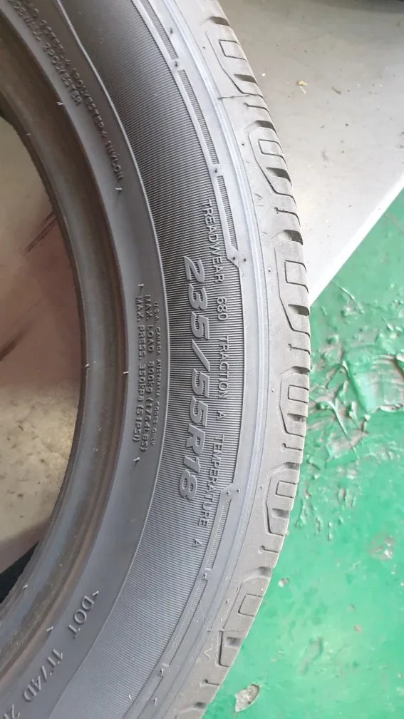 중고타이어  2355518  1개