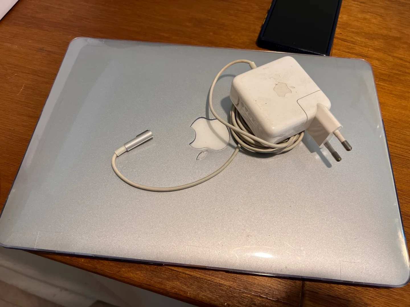 맥북에어 13인치 (베터리, 메인보드 새것) 2012년식 정상작동 이상무