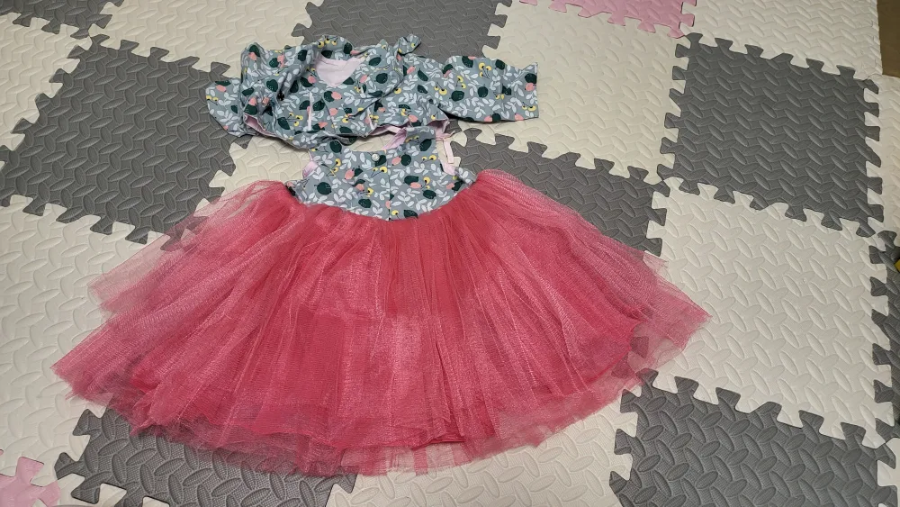 중고 돌 여자아이 한복팔아요