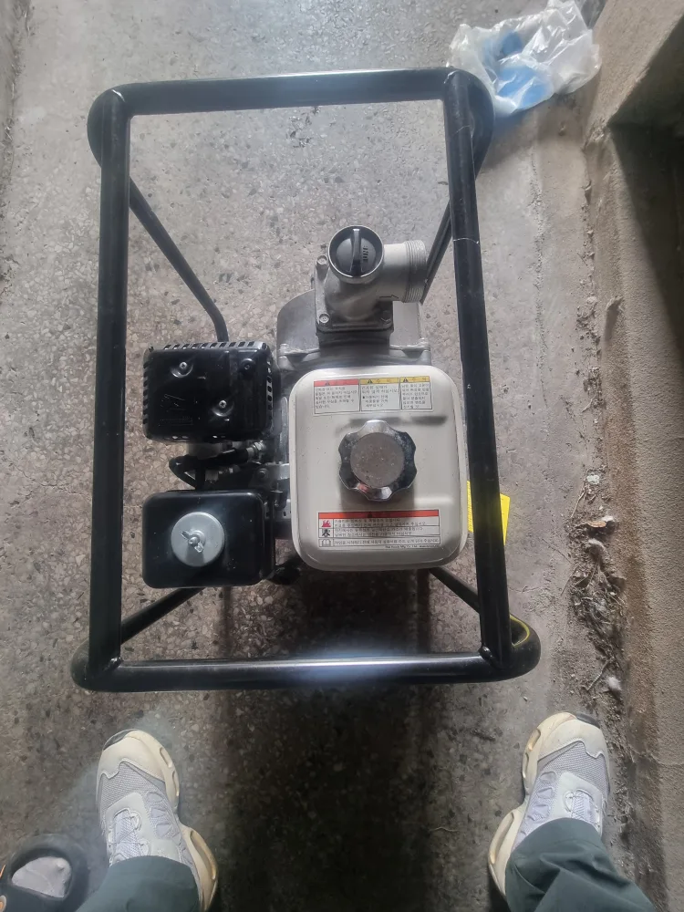 중고입니다 혼다기계식 양수기  펌프