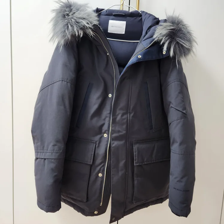 (1회착용)라이풀 미니멀 가먼츠 오리털패딩