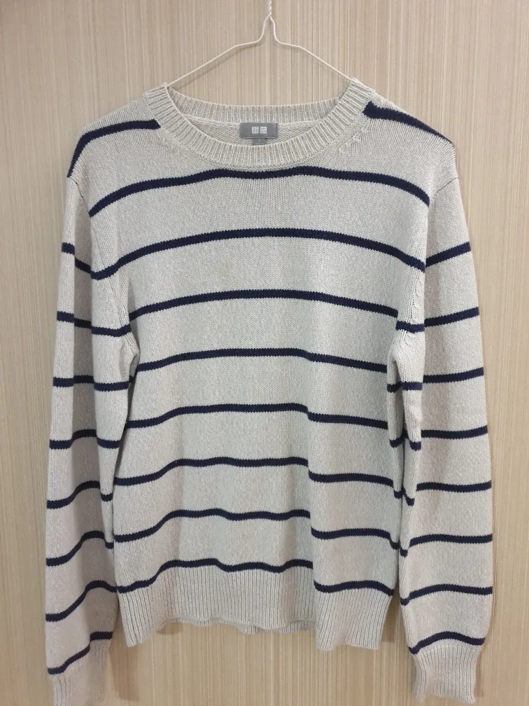 유니클로 니트티셔츠