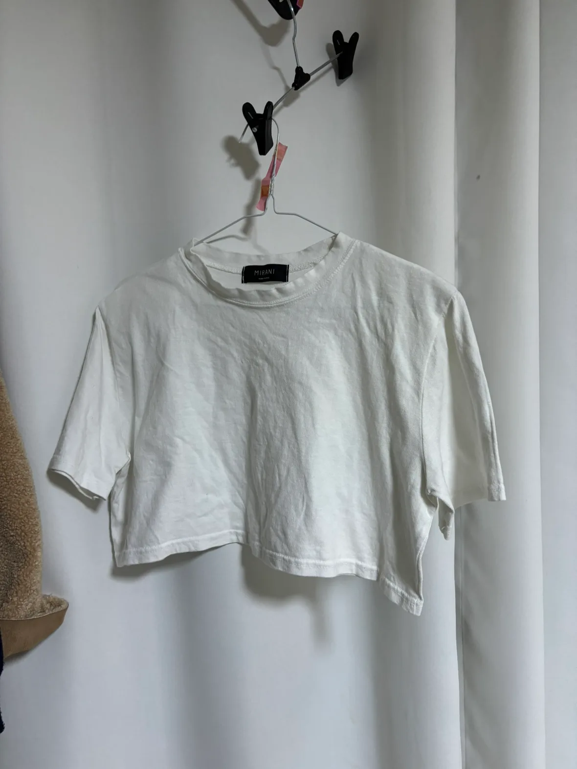 어깨패드 크롭티 중고