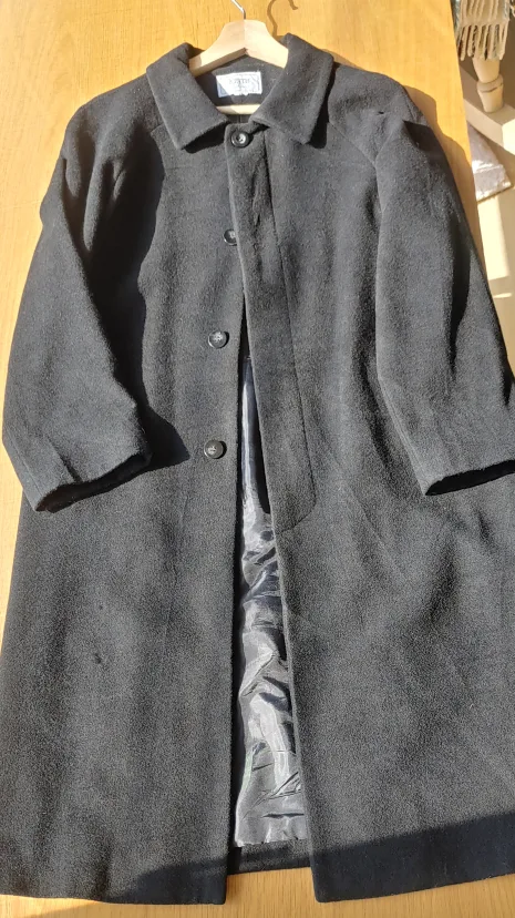 키이스 롱코트 m 사이즈입니다.