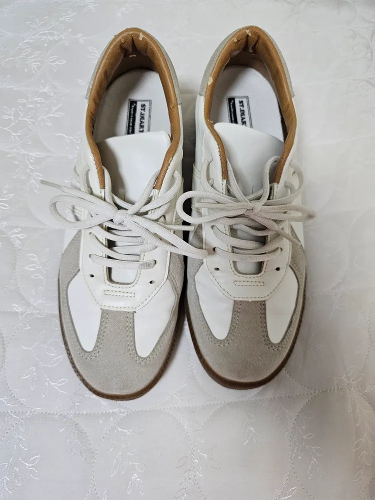 [중고]키높이 이슈타르 스니커즈 DH4445