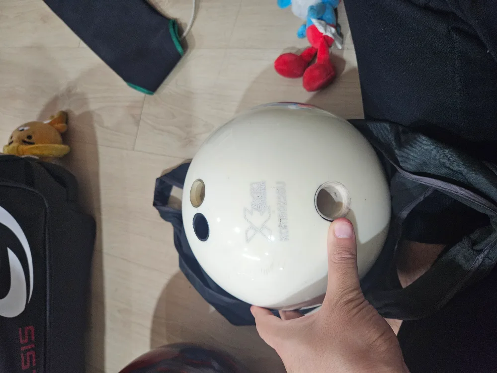 중고볼링공 팝니다