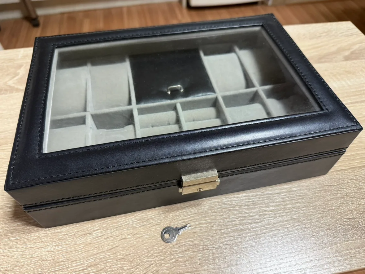 시계 악세사리 보관함 중고 팝니다.