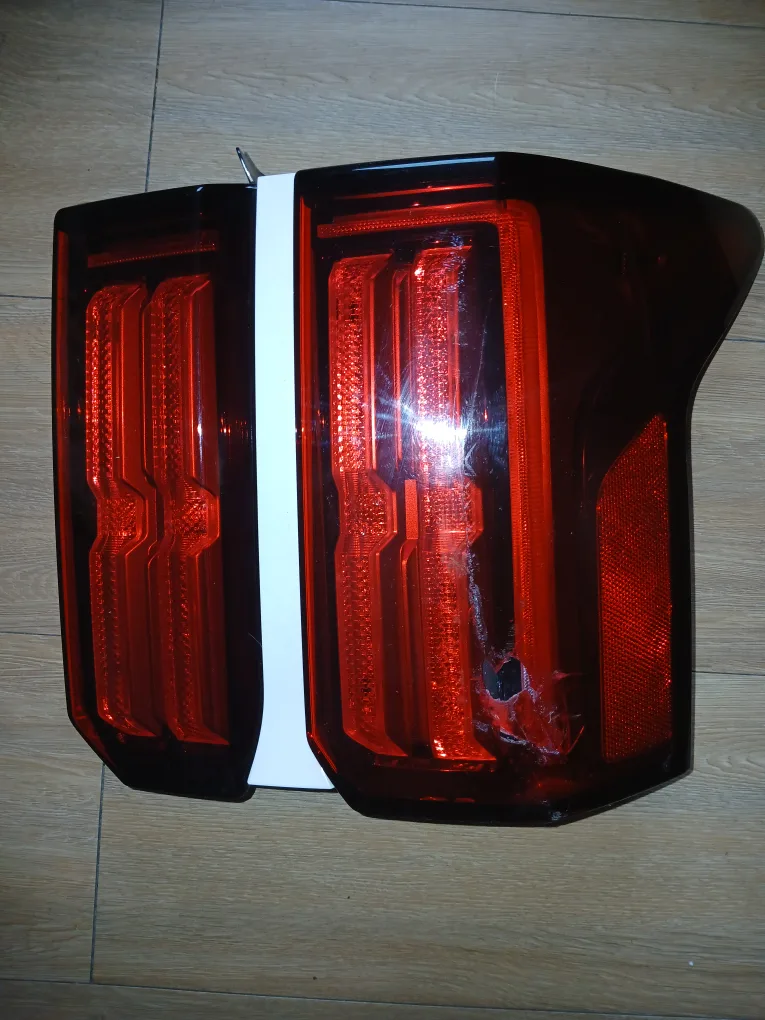 쏘렌토 MQ4 LED 리어램프(조수석) 중고팝니다