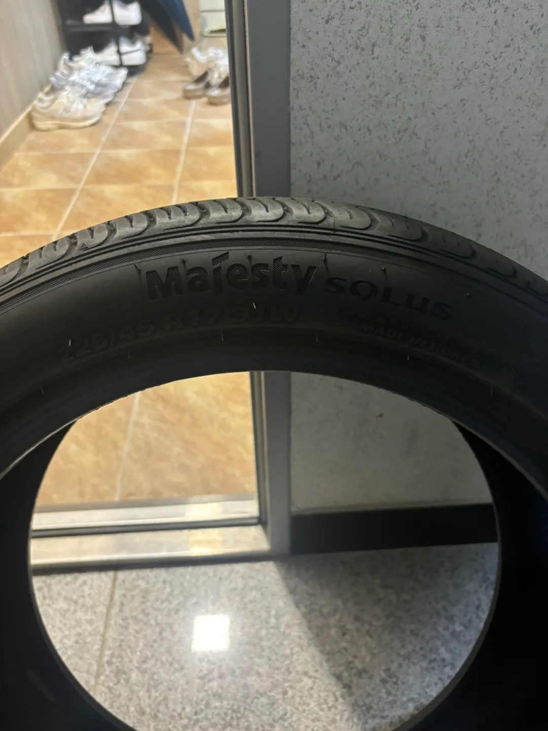 225 45 17 S급중고타이어 판매합니다