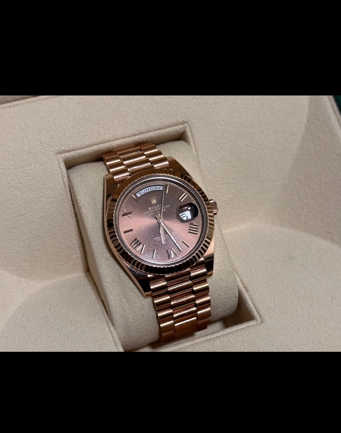 로렉스 로즈골드41mm 데이데이트 초코판 팝니다