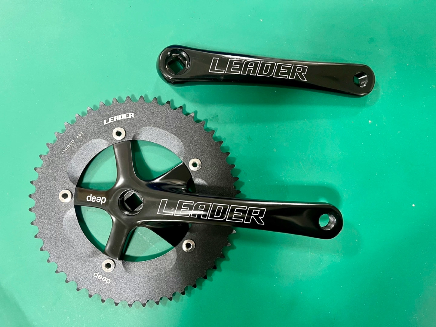 Leader Crankset Leader Corsa Crankset Top