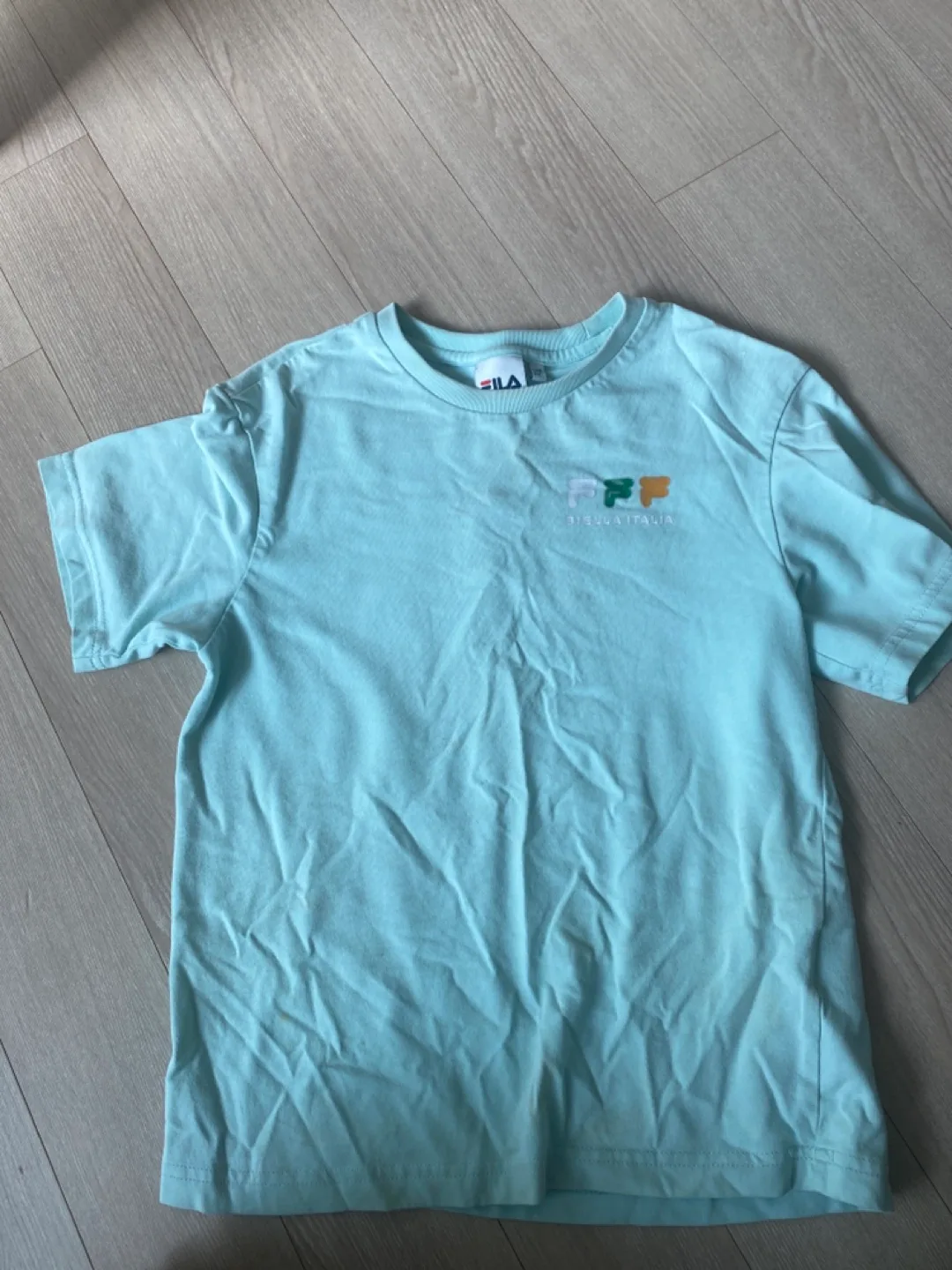 필라 반팔 중고티130