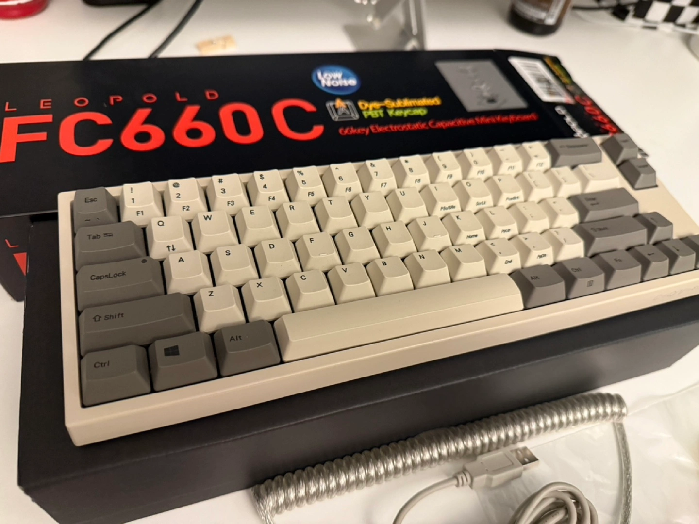 레오폴드 fc660c 토프레 무접점 저소음 화이트 | 휘경동 | 디지털기기 | 당근 중고거래
