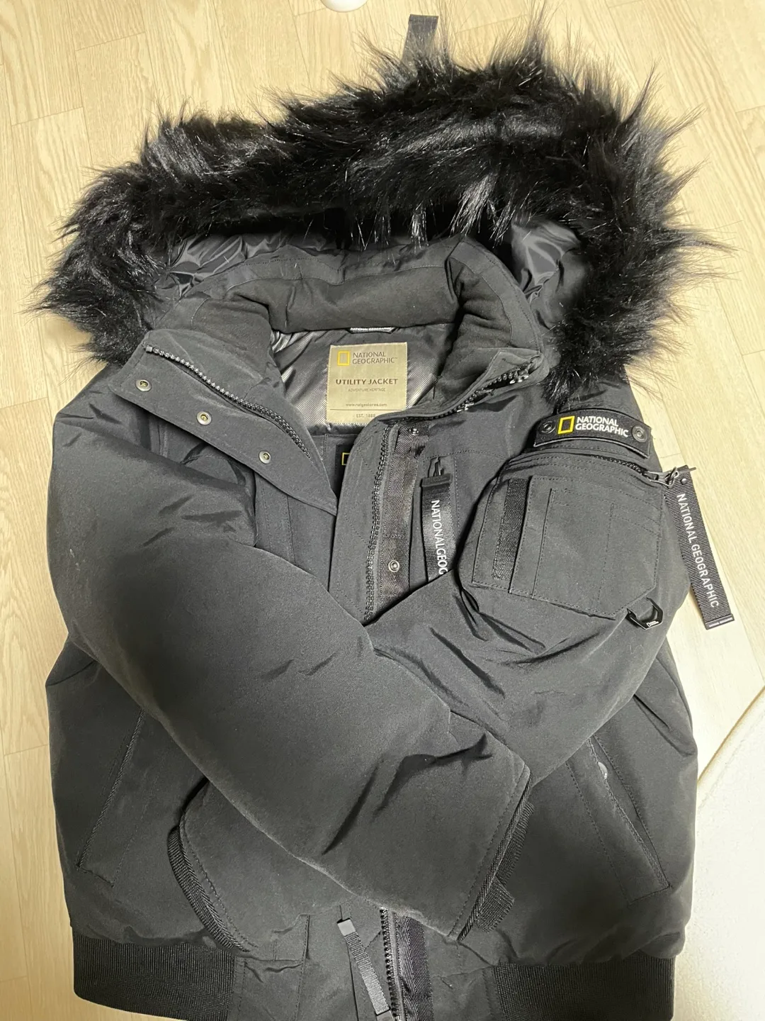 내셔널지오그래픽 우먼숏패딩 사이즈 s