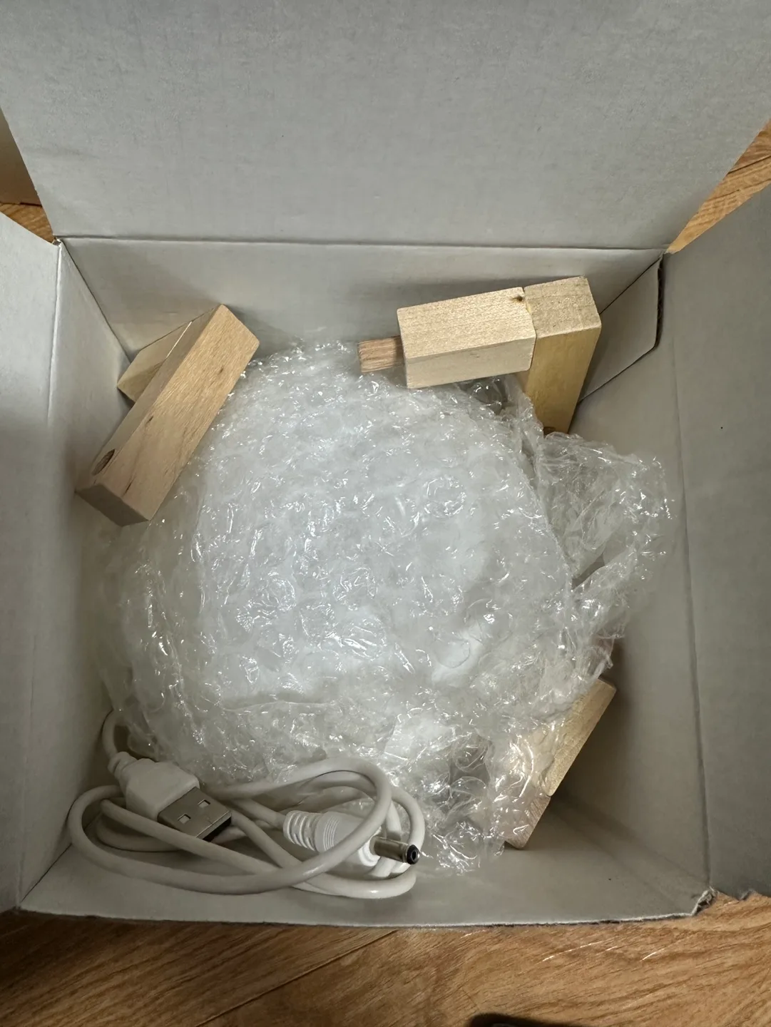 달 무드등 판매합니다.