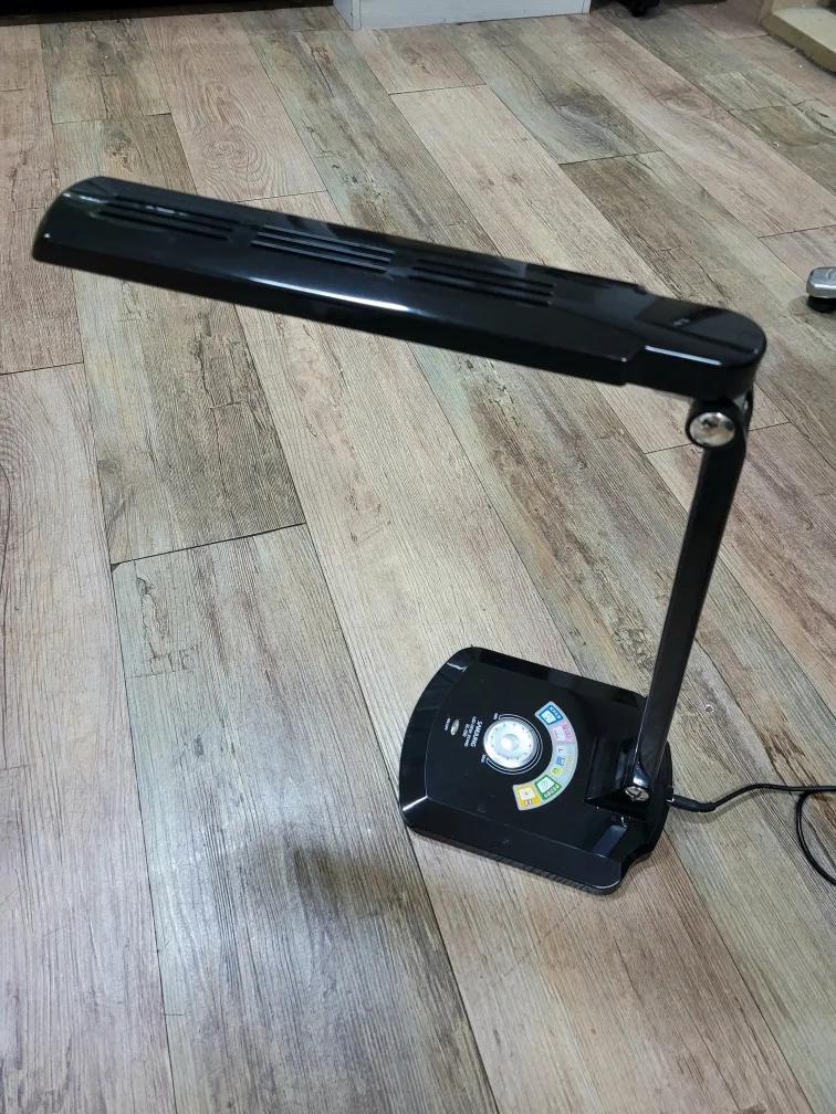 LED 데스크스탠드 (중고팝니다)