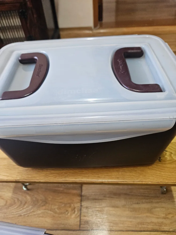 중고김치통네개