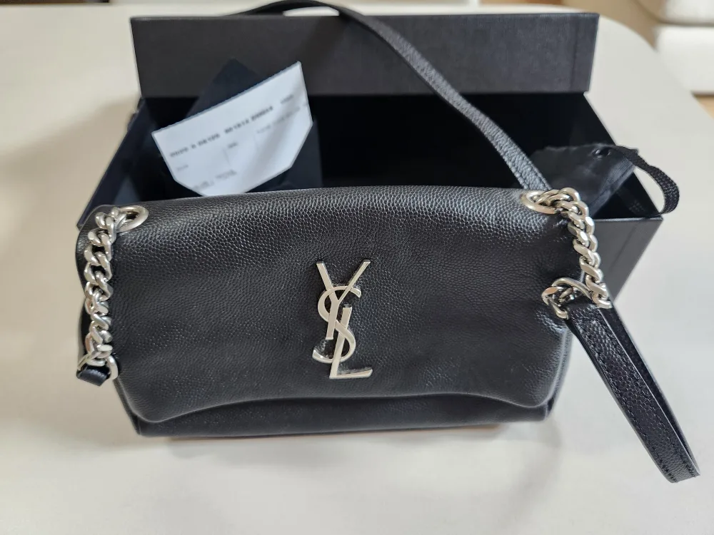 정품 입생로랑 미니백 판매합니다