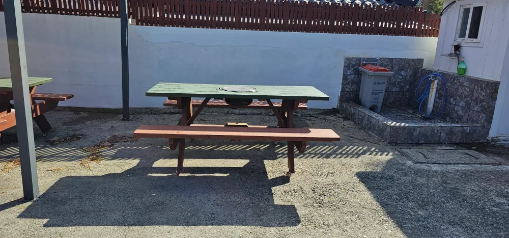 야외 바베큐테이블