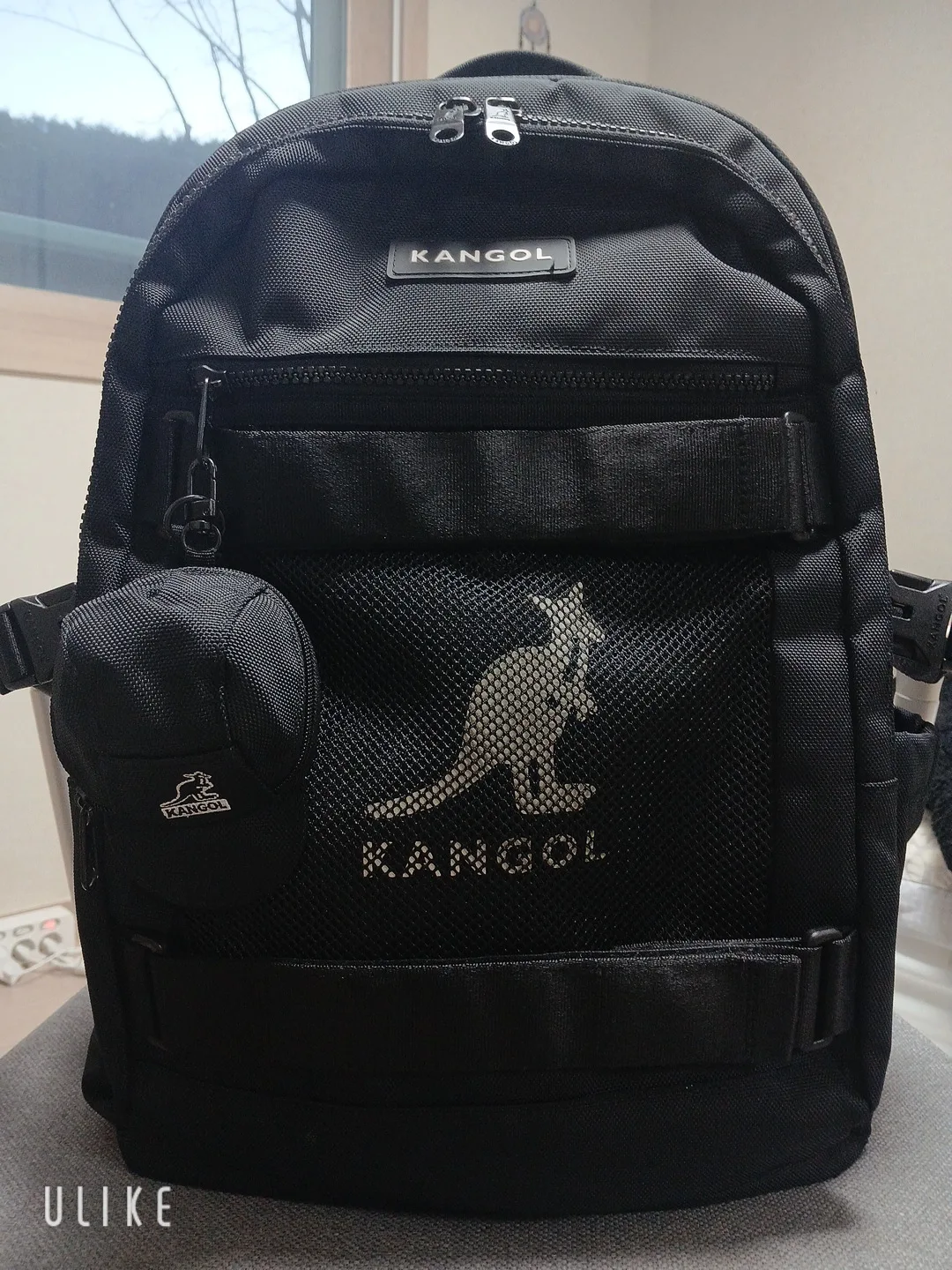 캉골 중고등 백팩 판매해요