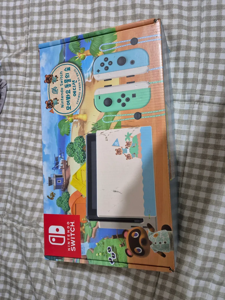 중고 닌텐도 스위치 동물의 숲 에디션과 게임칩 두개