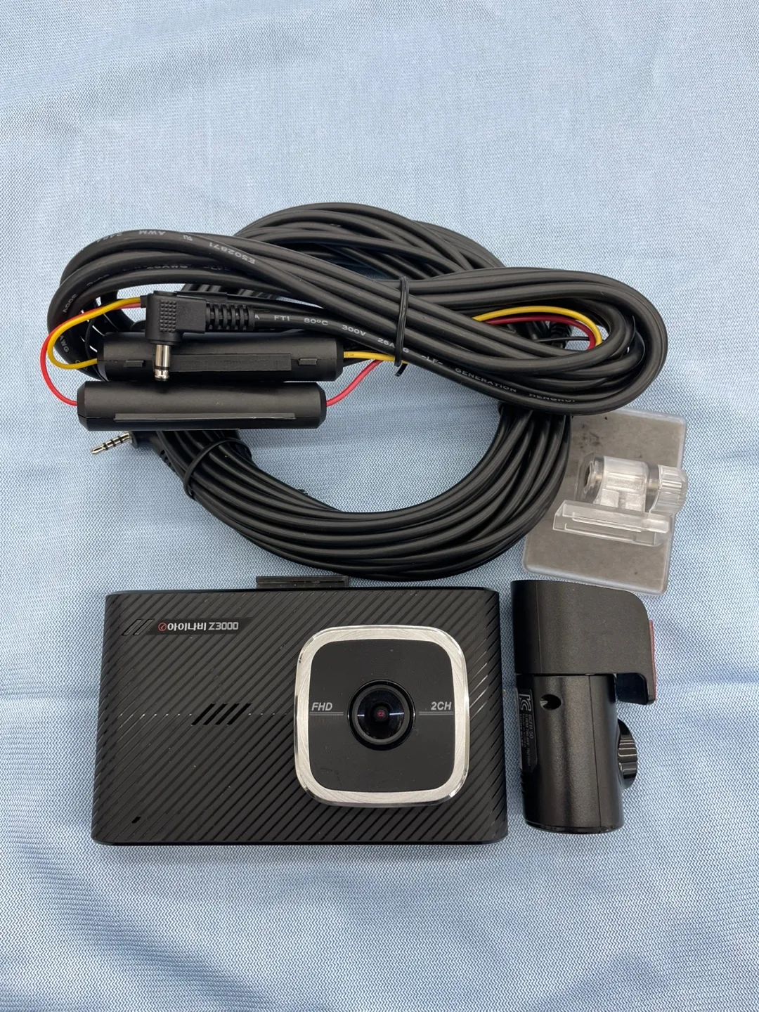 중고 아이나비Z3000 블랙박스 팝니다