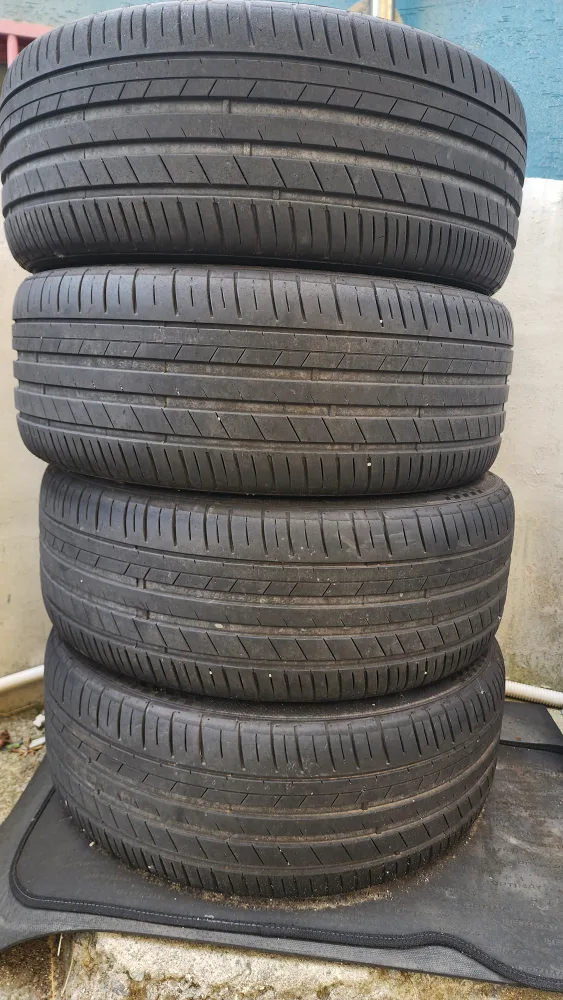 225 45 18 4짝 중고타이어 판매합니다