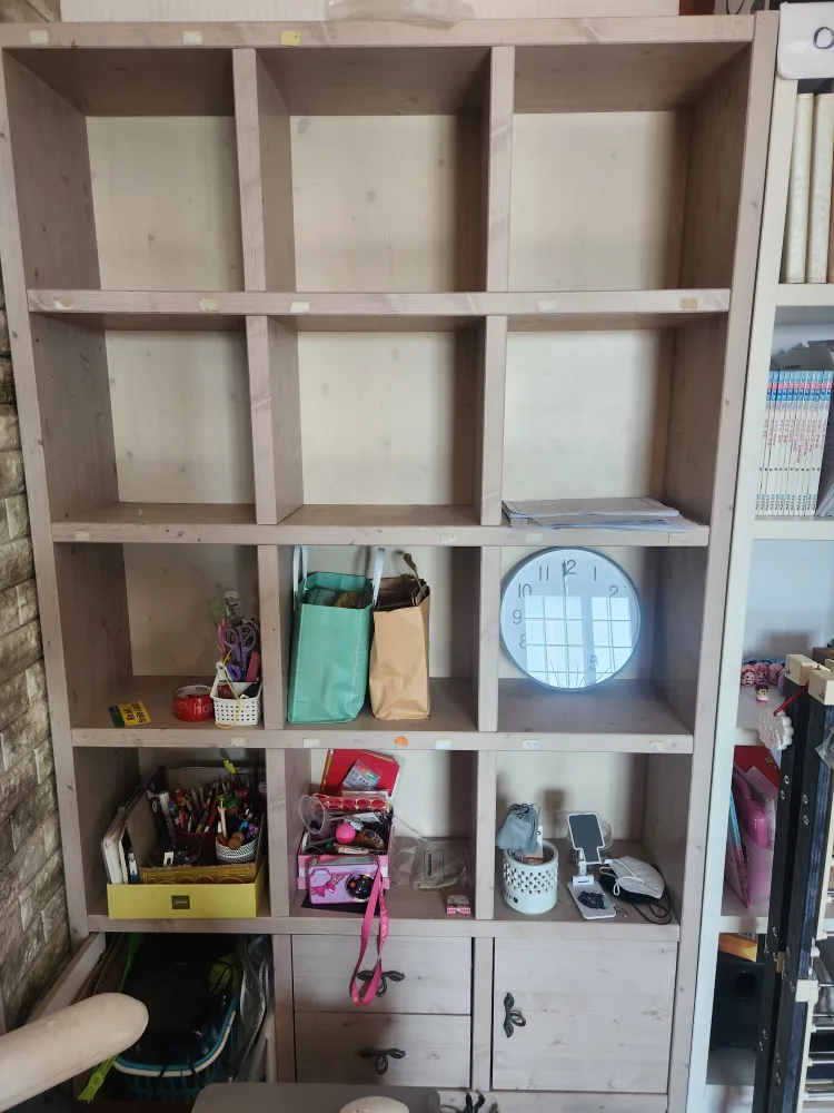 책장 판매 합니다.