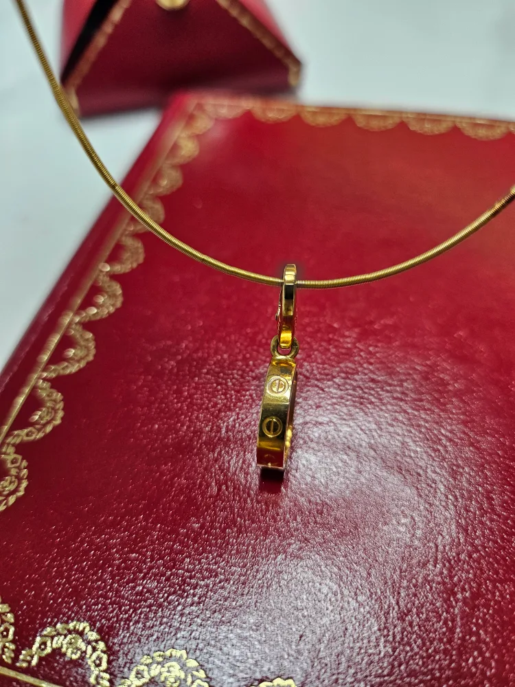 까르티에 LOVE 네크리스 펜던트