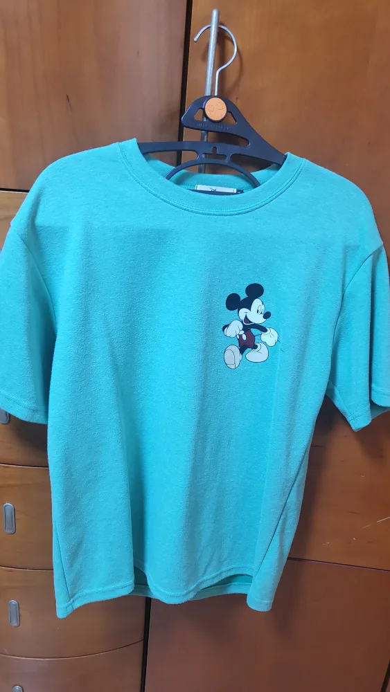 중고 옷 판매합니다