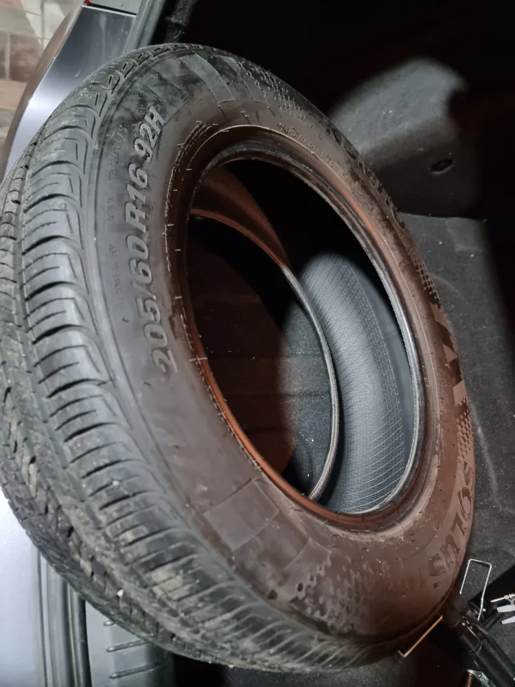 금호타이어 SOLUS TA31 205/60R16 중고