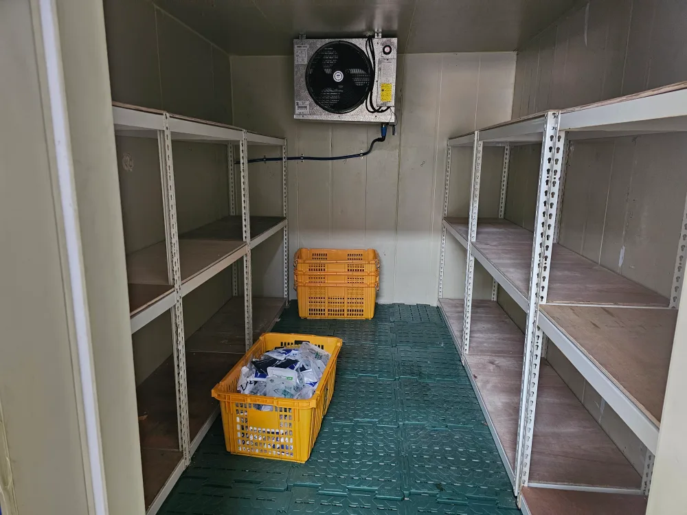 저장고5평 중고있습니다