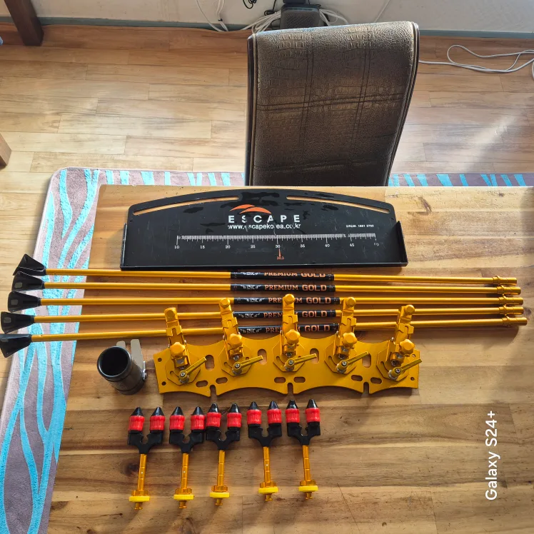 이스케이프 프리미엄골드 5단받침틀 팝니다