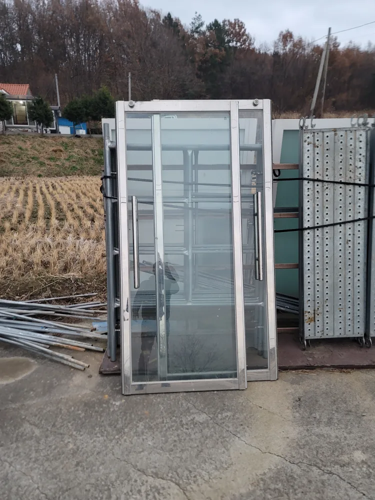 중고 세이퍼강화도어 팝니다