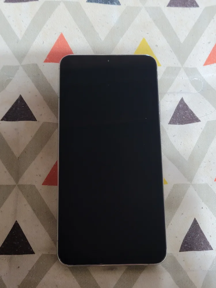 중고 갤럭시 S22+  256G 팝니다.