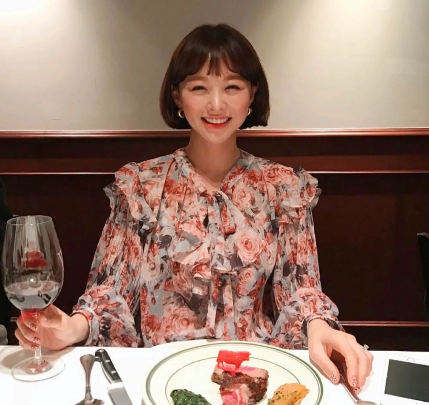 중고 ) 임블리 로즈플리츠 블라우스