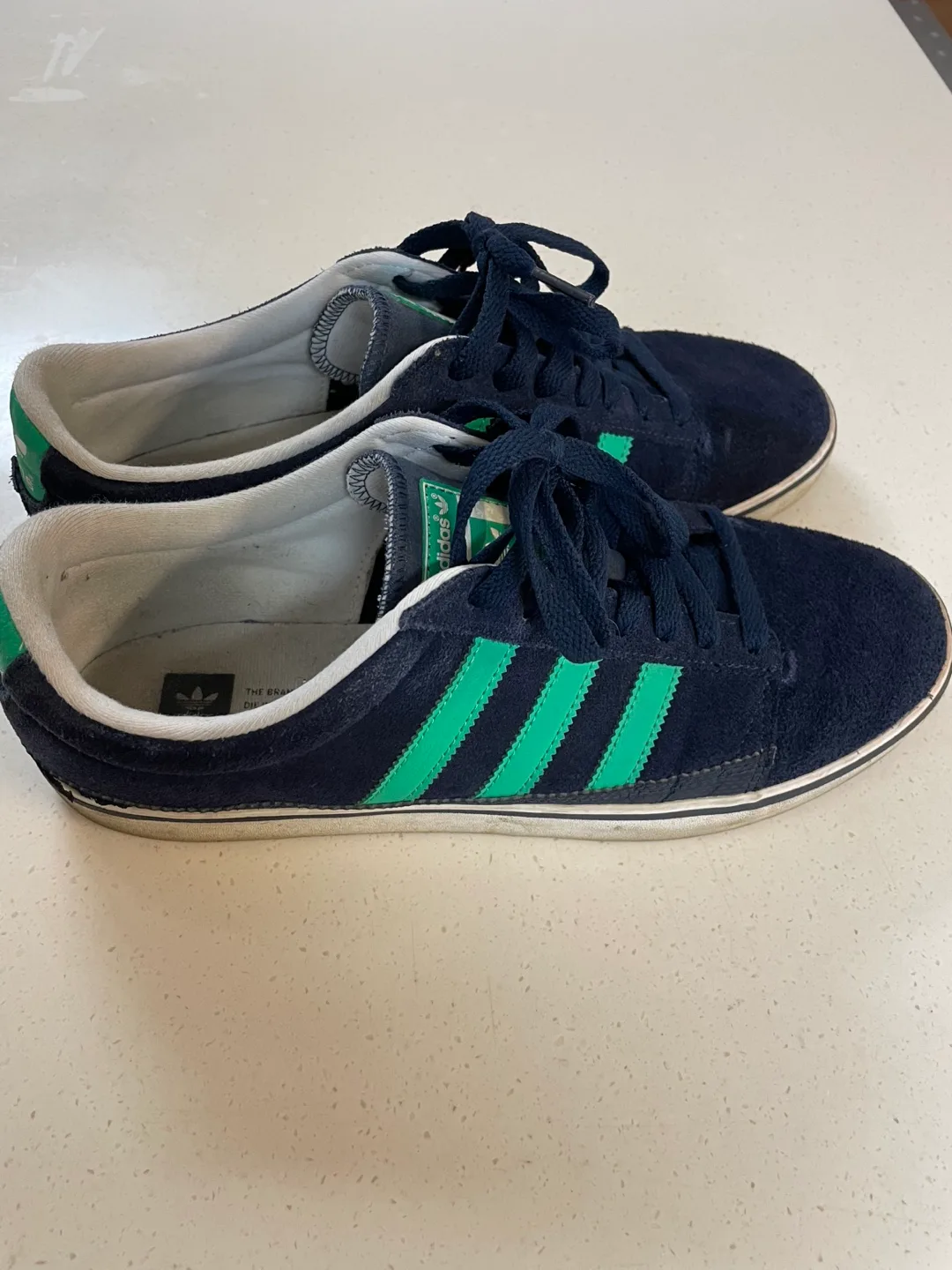 아디다스 운동화