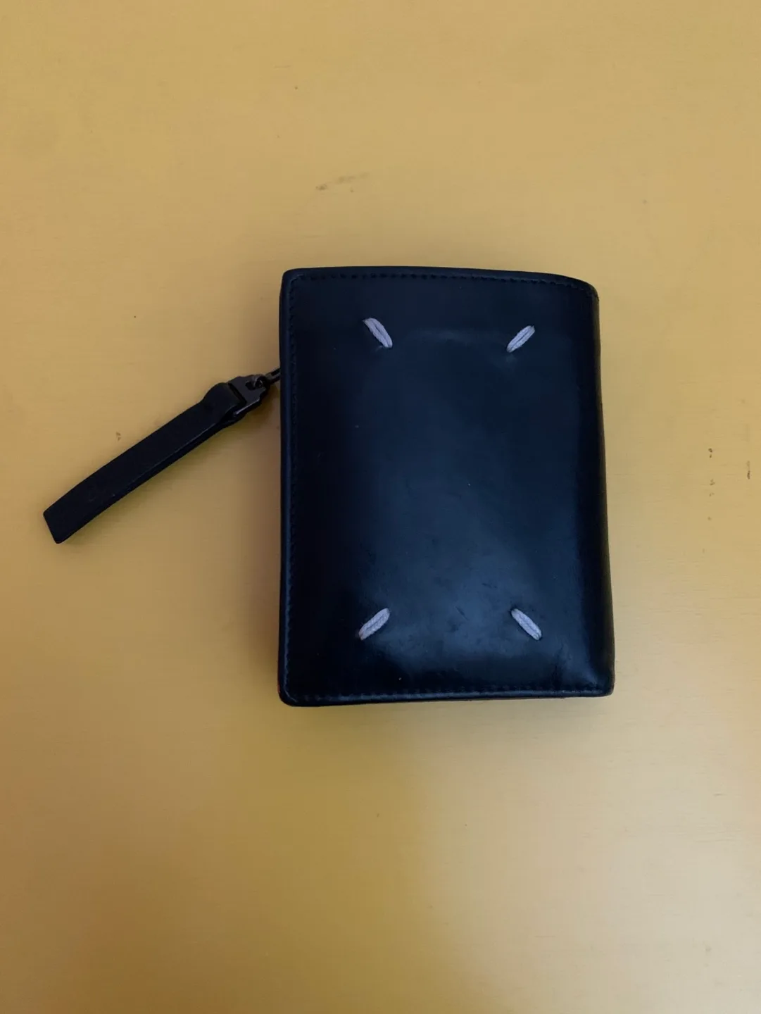 메종 마르지엘라 지갑 판매합니다.