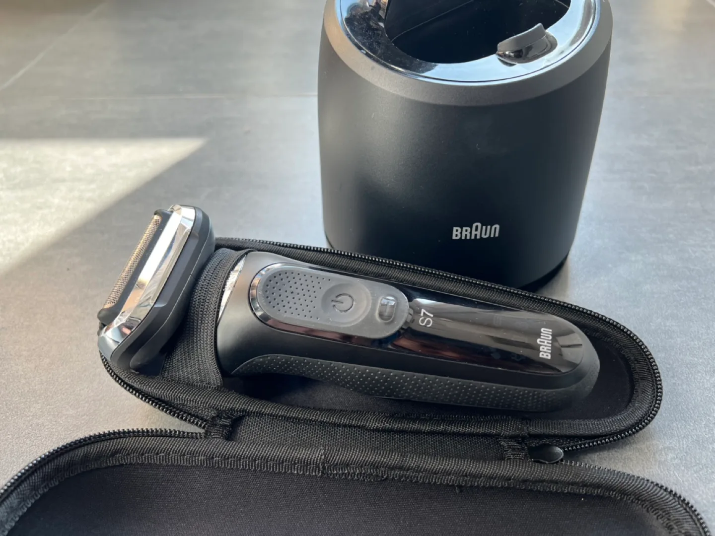 브라운 전기면도기 S7 (시리즈7) 중고