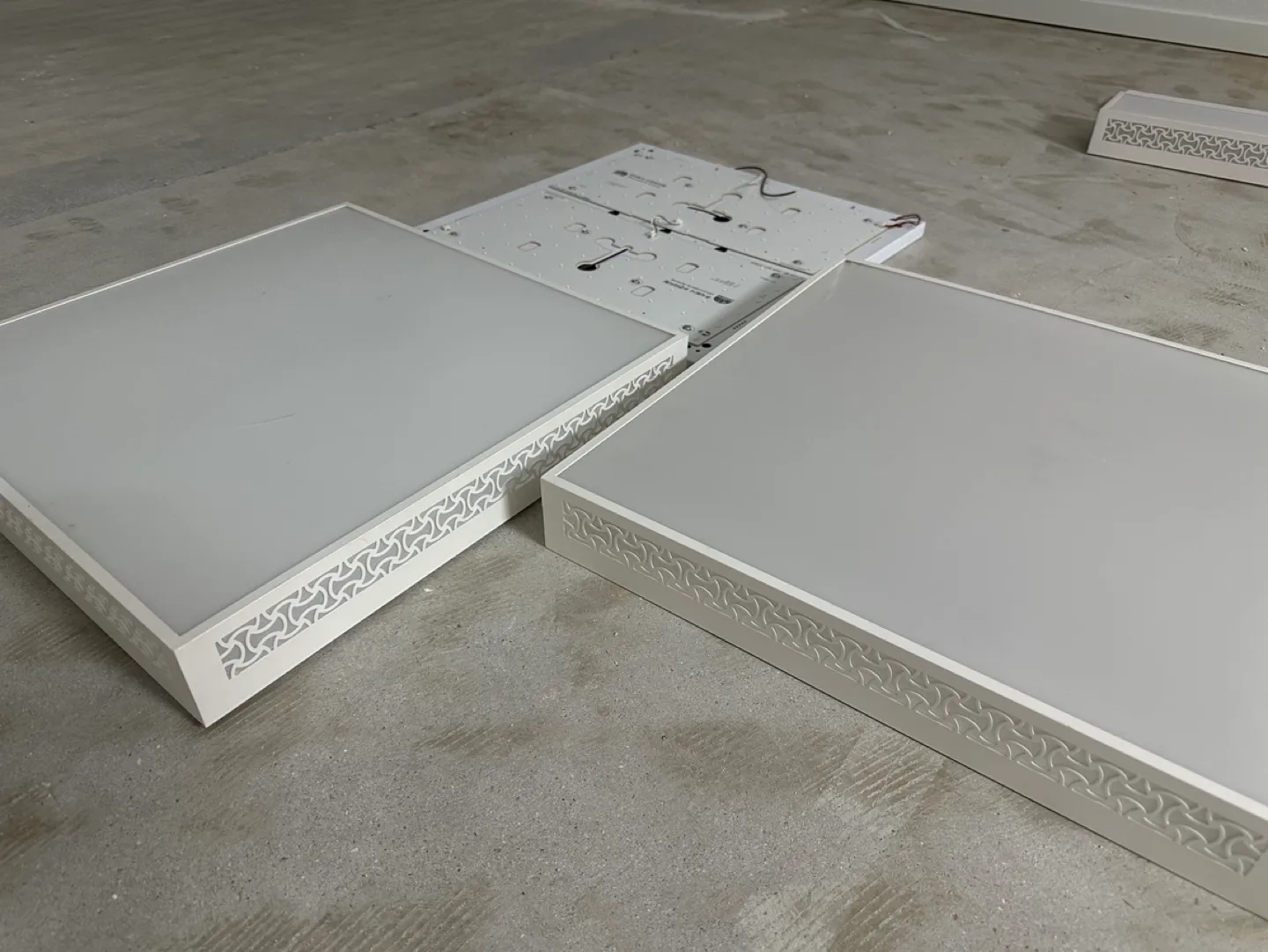 Led 중고등 팝니다.