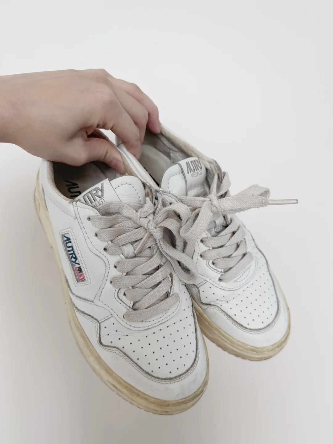 오트리 운동화 중고 37 사이즈