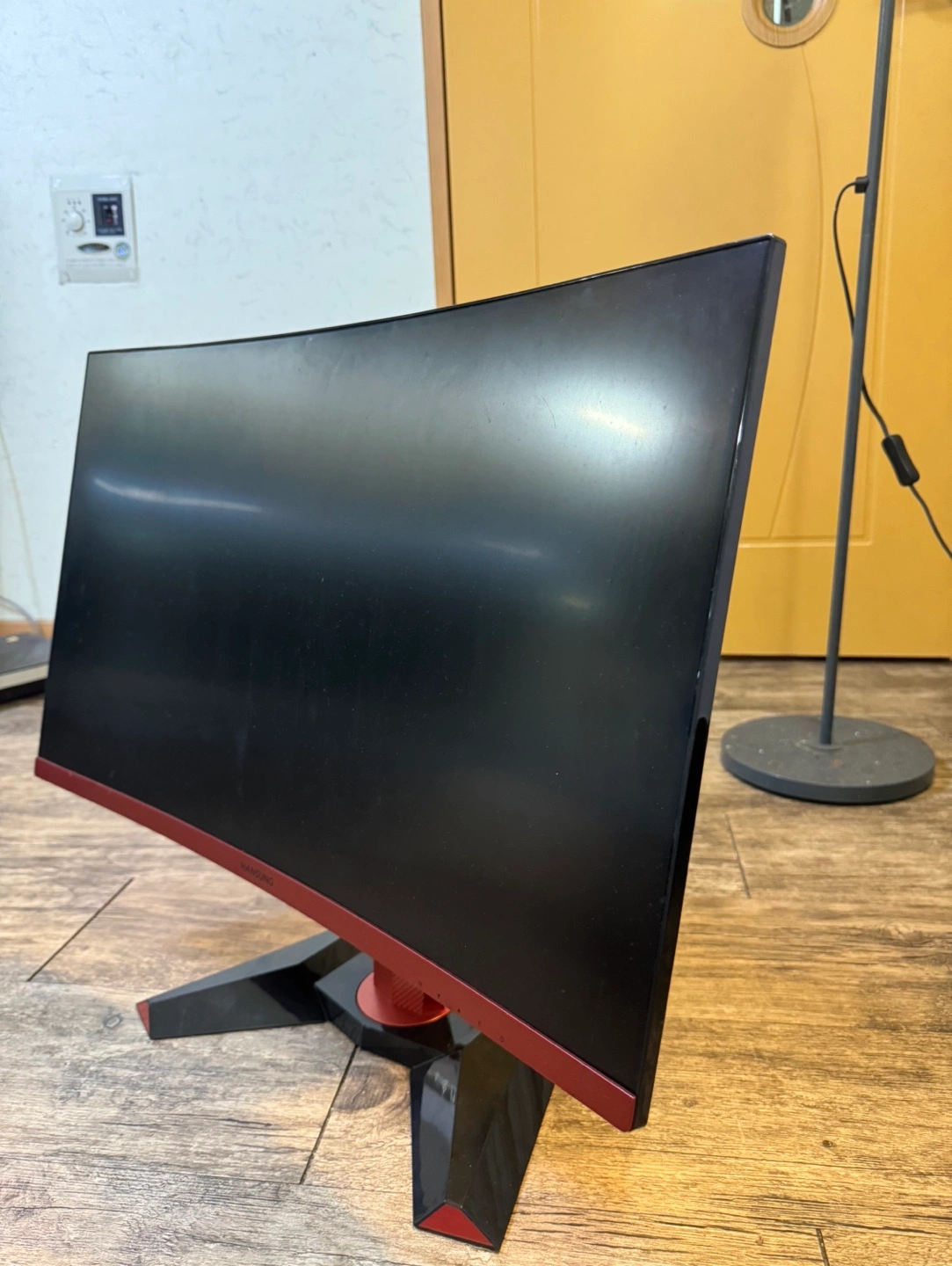 한성 ULTRON 2767C 27인치 모니터 | 디지털기기 | 당근 중고거래