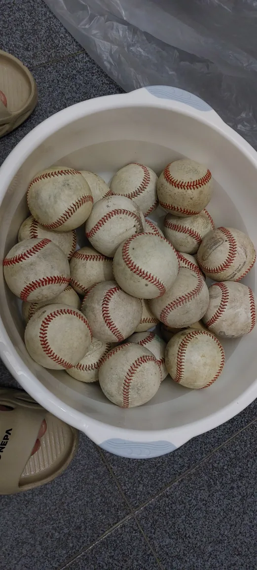중고야구공  30개정도