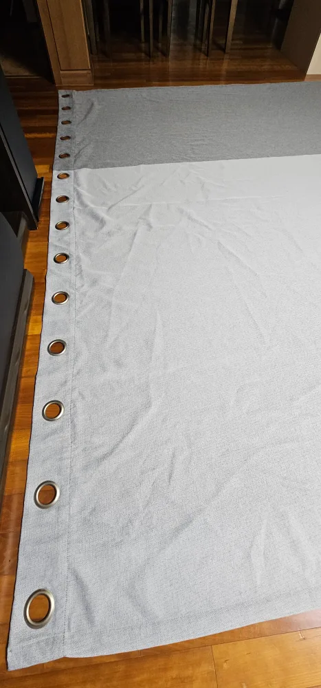 중고- 암막커튼 연그레이 진그레이 투톤 250(가로)*240(세로) 2장