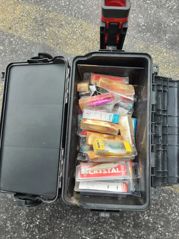 애기 60개    쭈갑  문어낚시용  애기   새것 35개정도 중고 20개정도