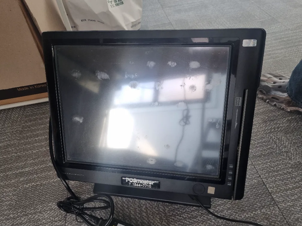 중고 포스 판매합니다.