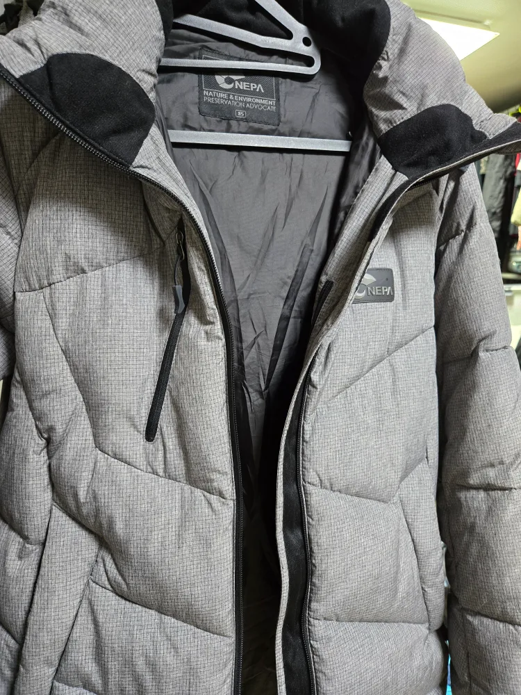 여성  네파 패딩