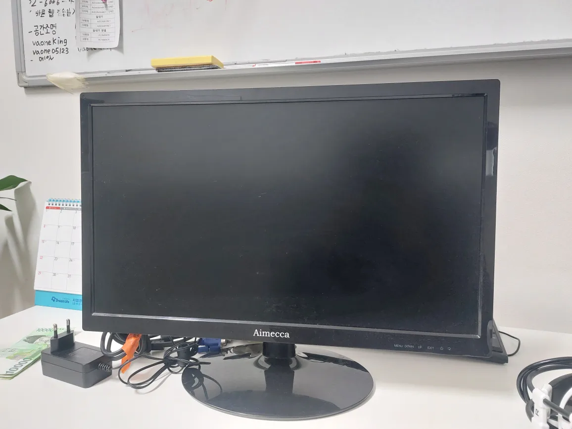 중고 모니터 팝니다